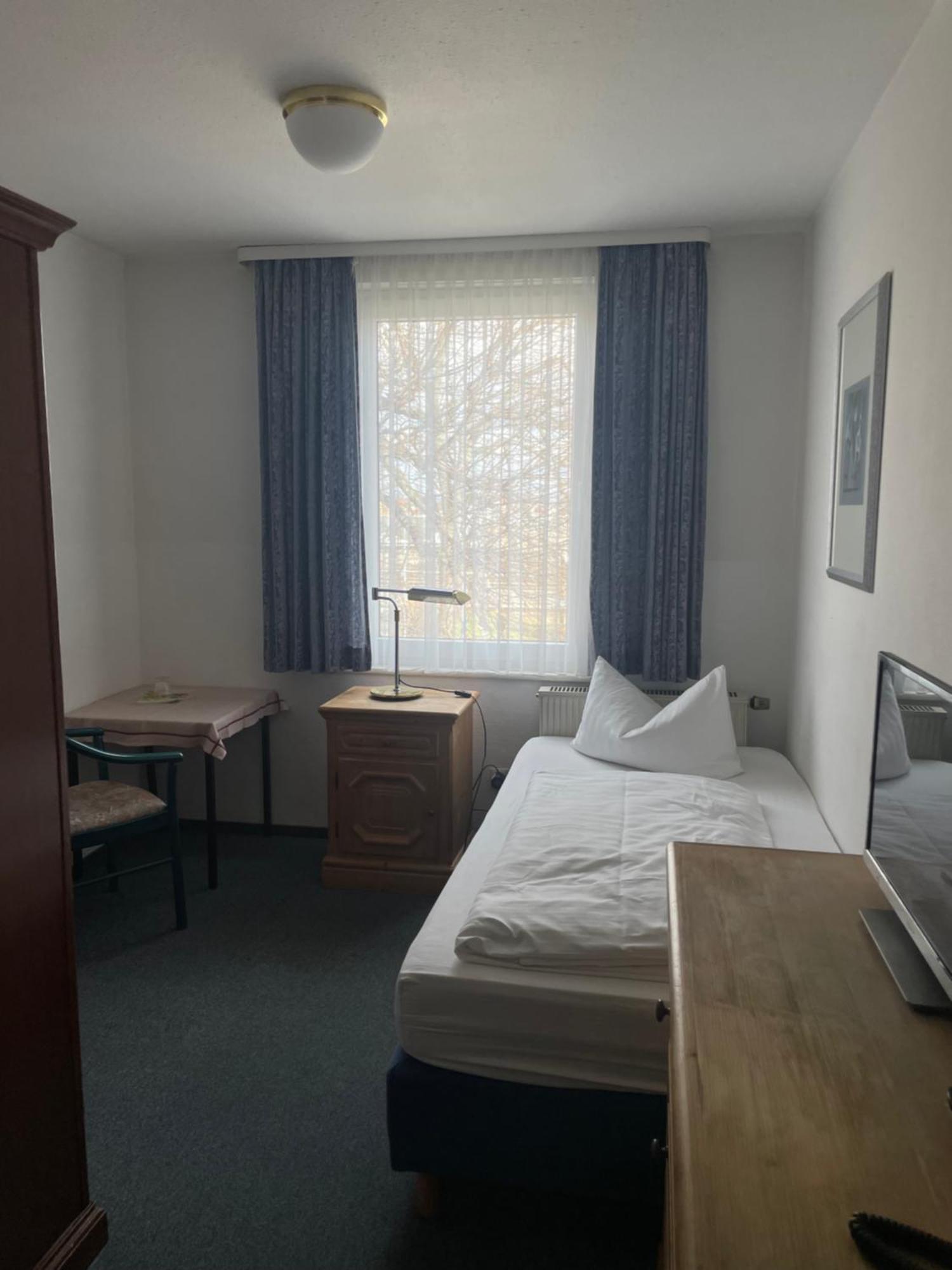 Hotel Krone Arnstadt Quarto foto
