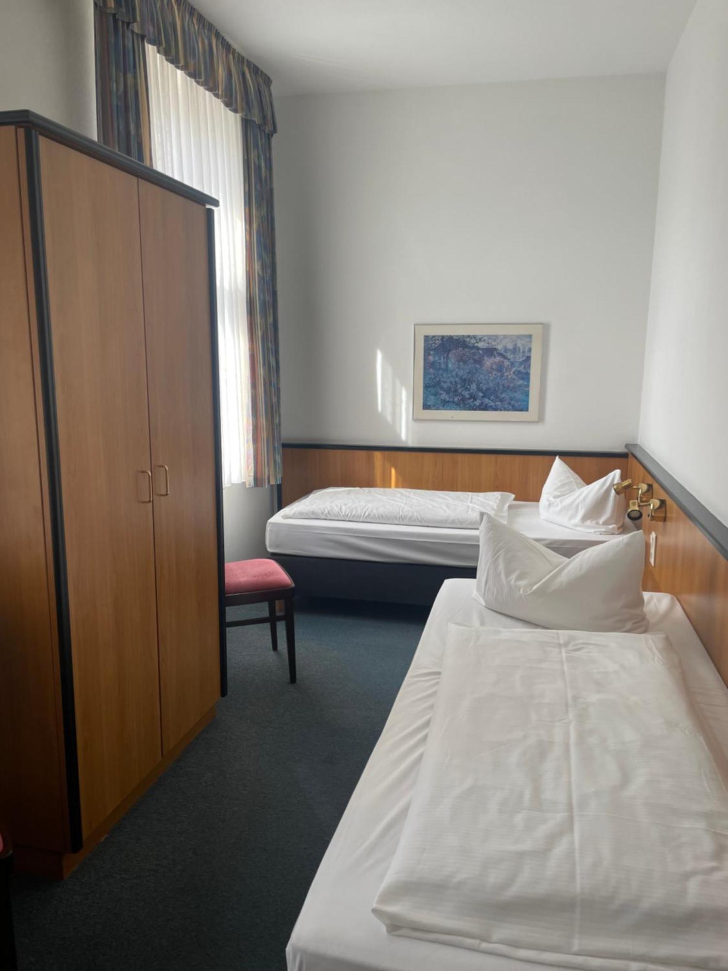 Hotel Krone Arnstadt Quarto foto